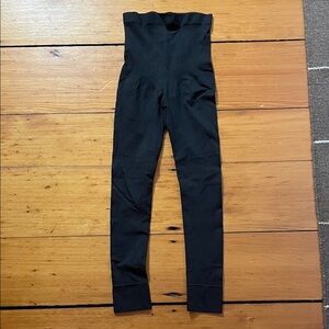 Rhonda Shear Black High-Waisted Leggings